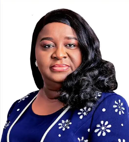 Akwa Ibom Governor loses wife,